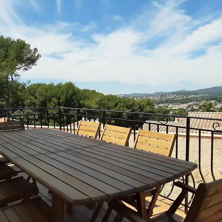 Avec Grande Piscine Et Port De Sanary A Pieds 식스포즈레스플라지스