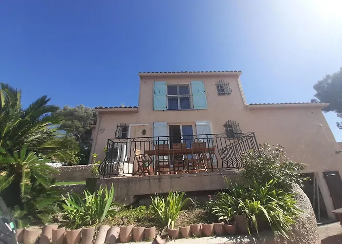 Avec Grande Piscine Et Port De Sanary A Pieds * Six-Fours-les-Plages