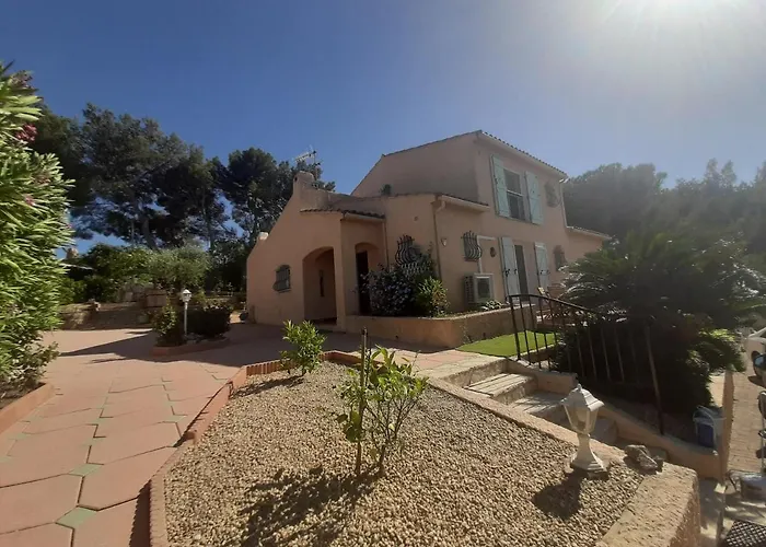 Avec Grande Piscine Et Port De Sanary A Pieds Villa Six-Fours-les-Plages