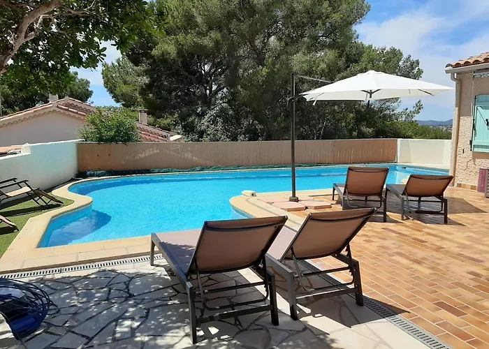 Avec Grande Piscine Et Port De Sanary A Pieds Villa *